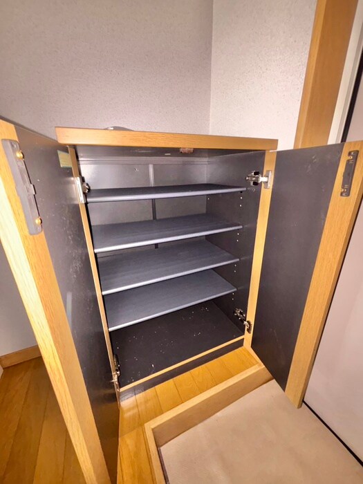 物件内観写真19　(靴箱)