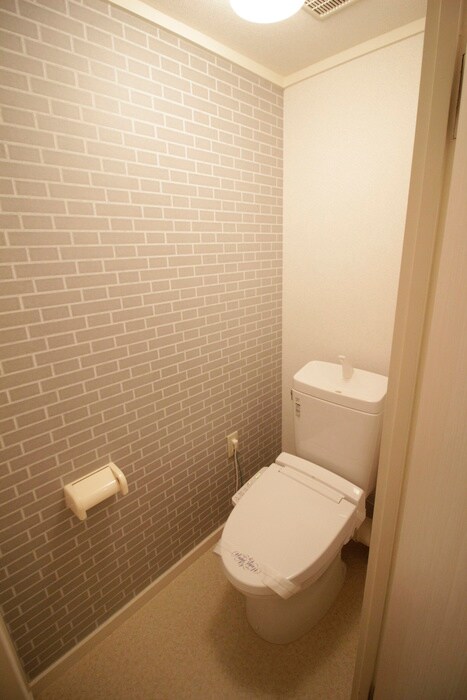 物件内観写真13　(トイレ)