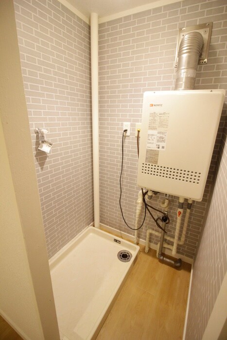 物件内観写真15　(洗濯機置場)