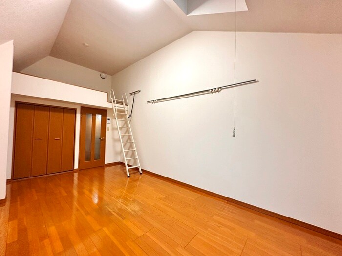 物件内観写真8　(居室)