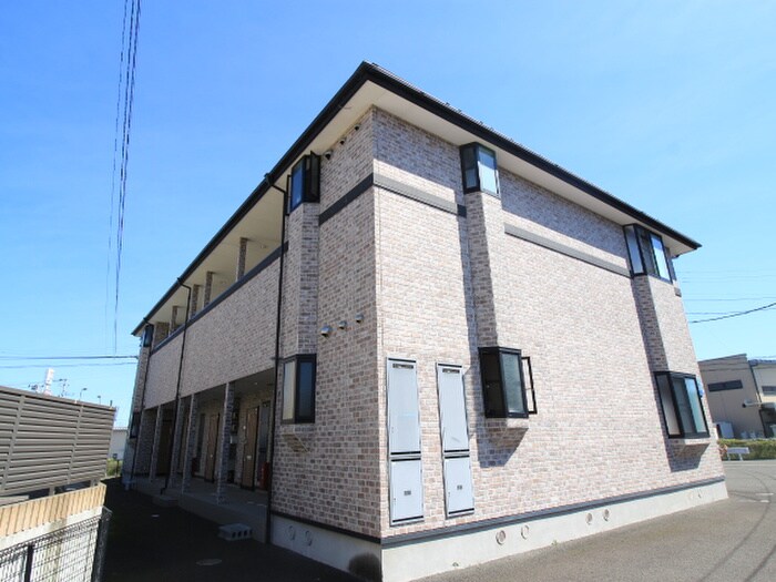 物件外観写真5　(外観写真)