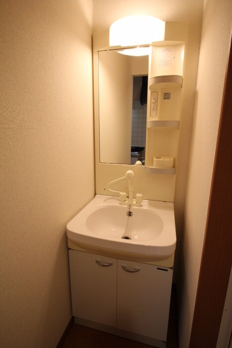 物件内観写真11　(洗面)