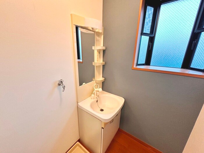 物件内観写真15　(洗面)