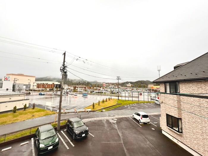 物件内観写真22　(室内からの展望)