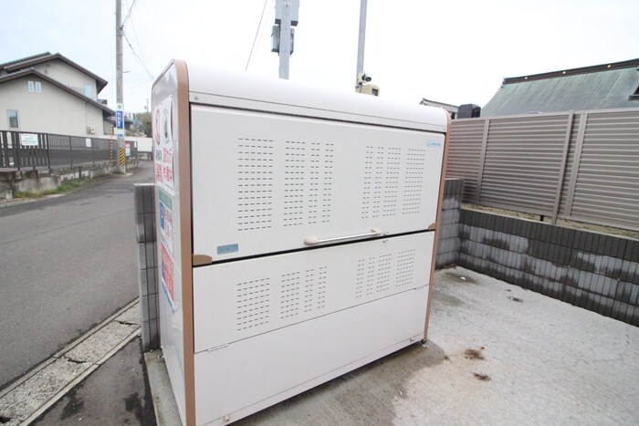 物件外観写真2　(建物設備)