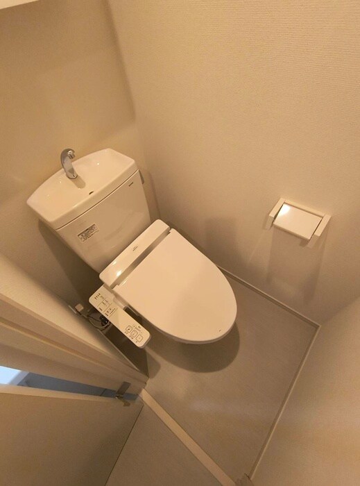 物件内観写真10　(トイレ)