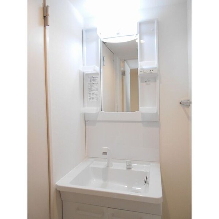 物件内観写真12　(洗面)