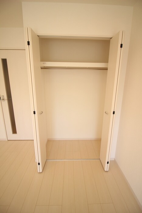 物件内観写真15　(収納)