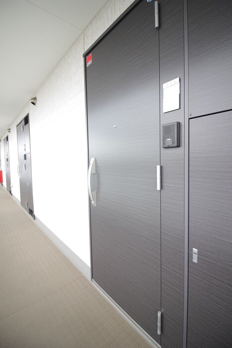 物件内観写真17　(玄関)