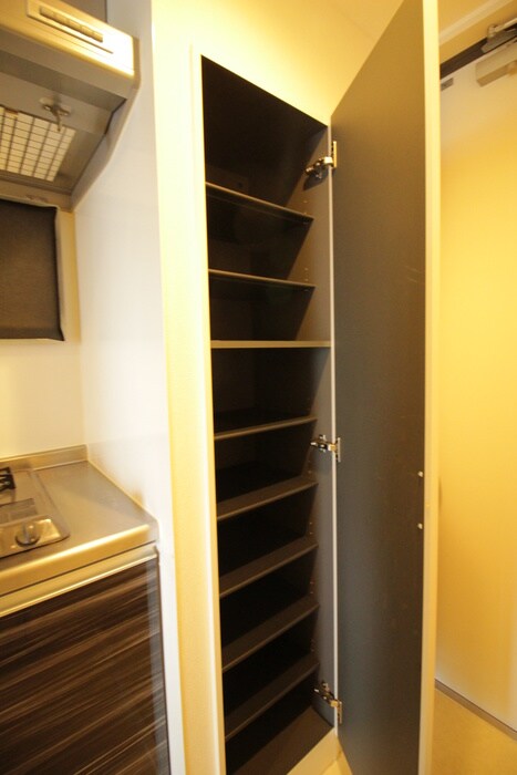 物件内観写真18　(靴箱)