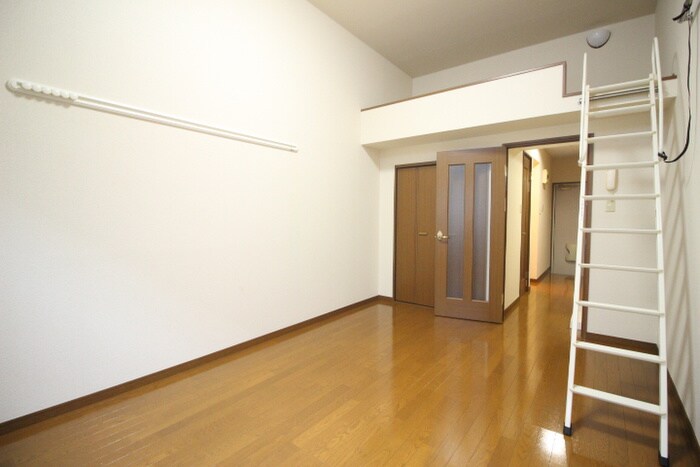 物件内観写真10　(居室)