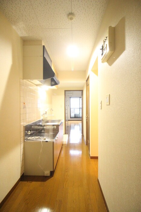 物件内観写真17　(廊下)
