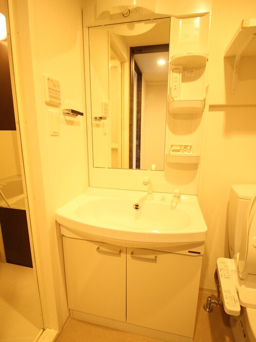 物件内観写真11　(洗面)