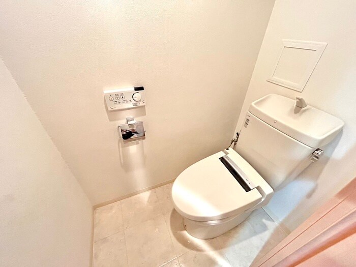 物件内観写真13　(トイレ)