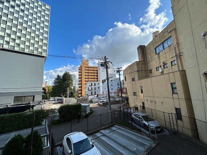 物件内観写真22　(室内からの展望)