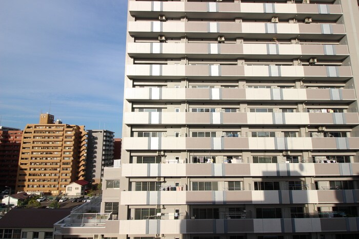 物件内観写真20　(室内からの展望)