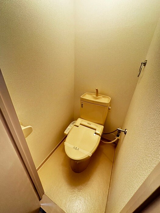 物件内観写真15　(トイレ)