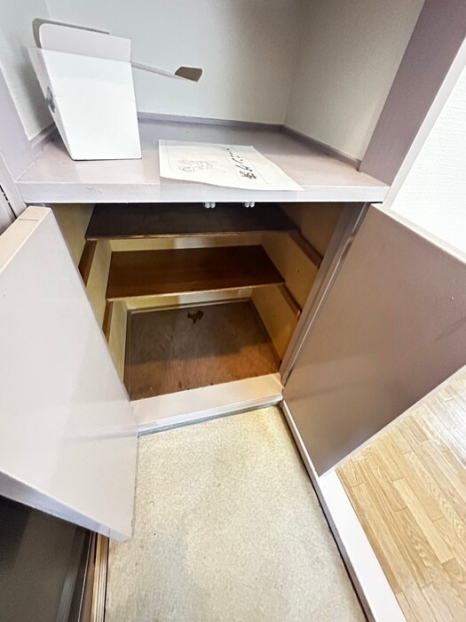 物件内観写真18　(靴箱)
