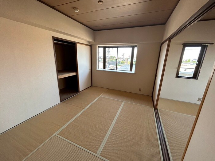 物件内観写真8　(居室)