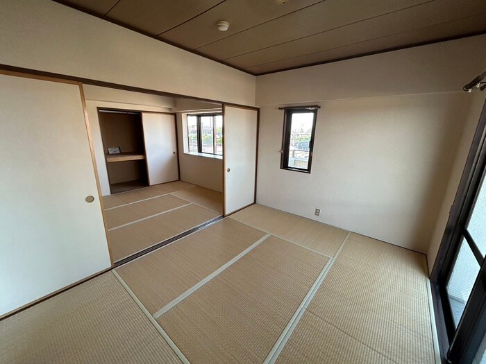 物件内観写真9　(居室)