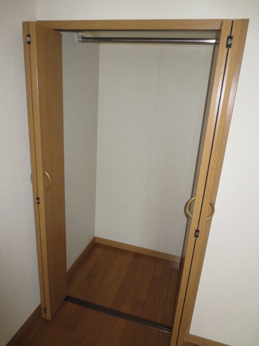 物件内観写真11　(収納)