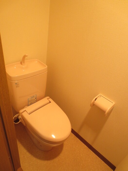 物件内観写真13　(トイレ)