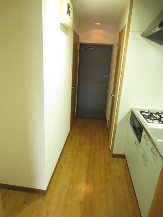 物件内観写真15　(廊下)