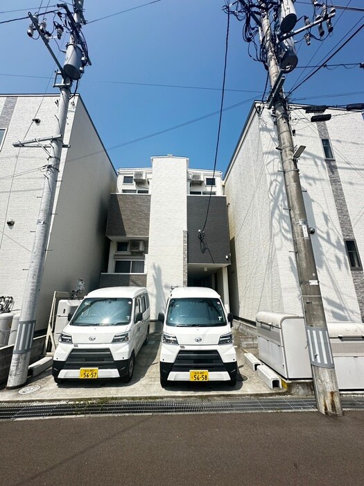 物件外観写真2　(外観写真)