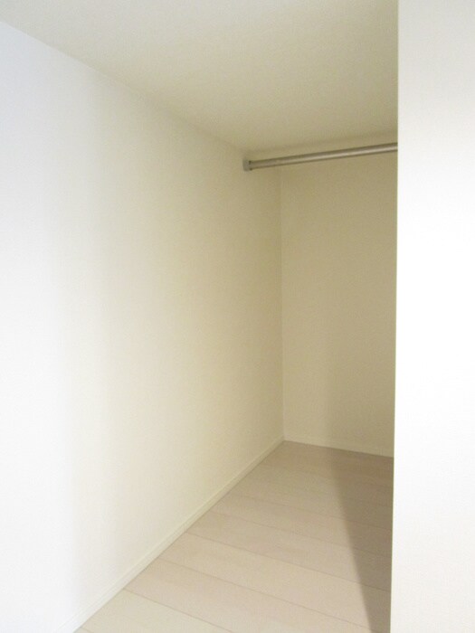 物件内観写真16　(収納)
