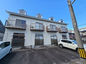 パセオプラシ－ド参番館外観写真