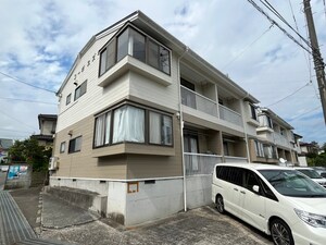 コーポスズキＡ棟外観写真