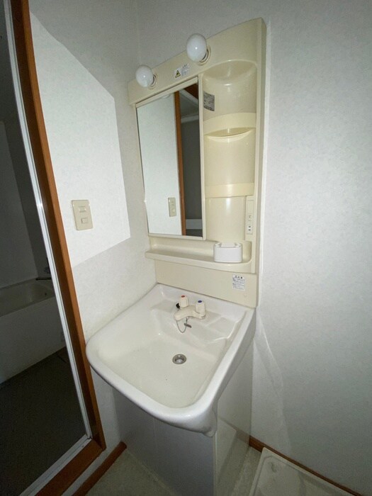 物件内観写真10　(洗面)