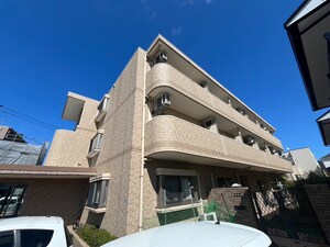 リヴィエ－ル若林外観写真