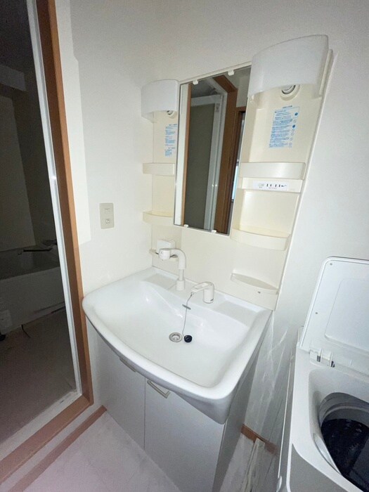 物件内観写真12　(洗面)