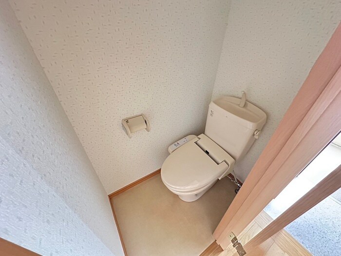 物件内観写真13　(トイレ)