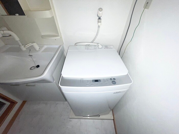 物件内観写真13　(洗濯機置場)