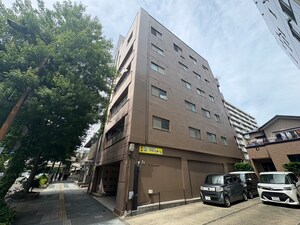 西公園ビル外観写真