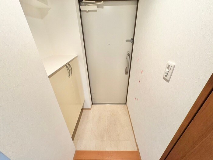 物件内観写真20　(玄関)