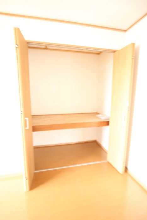物件内観写真16　(収納)