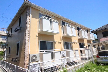 パセオプラシ－ド上杉外観写真