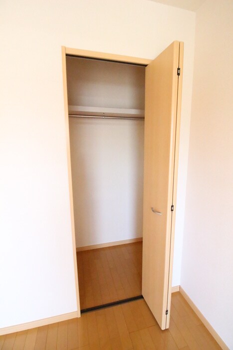 物件内観写真11　(収納)