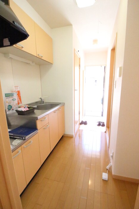 物件内観写真16　(廊下)