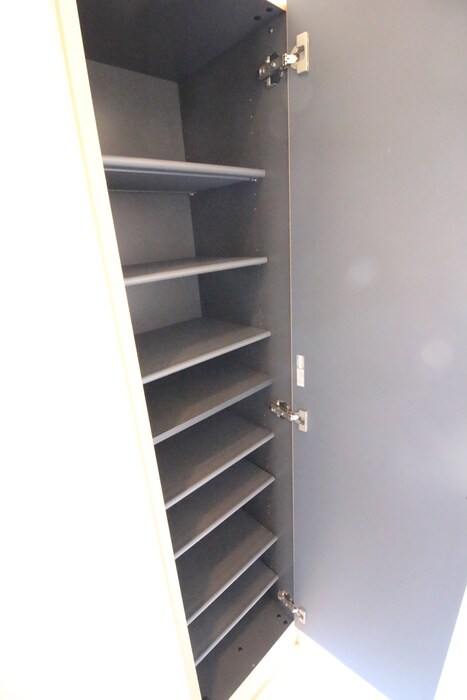 物件内観写真18　(靴箱)