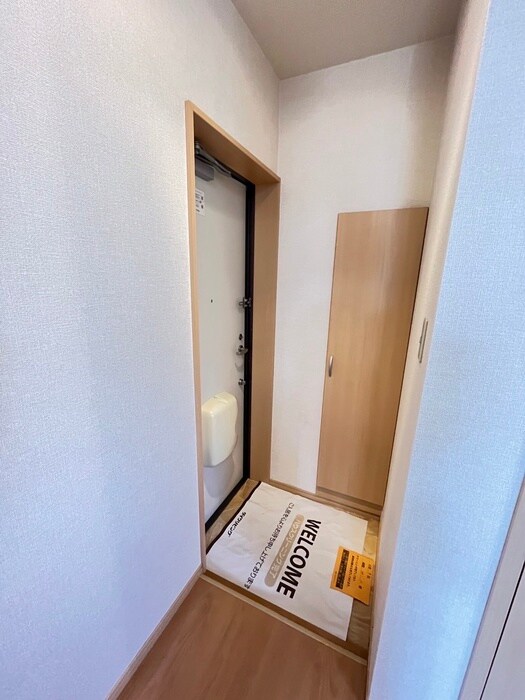 物件内観写真20　(玄関)