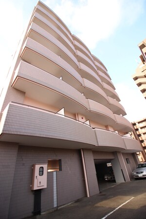 ロイヤルヒルズ柳生Ⅲ外観写真