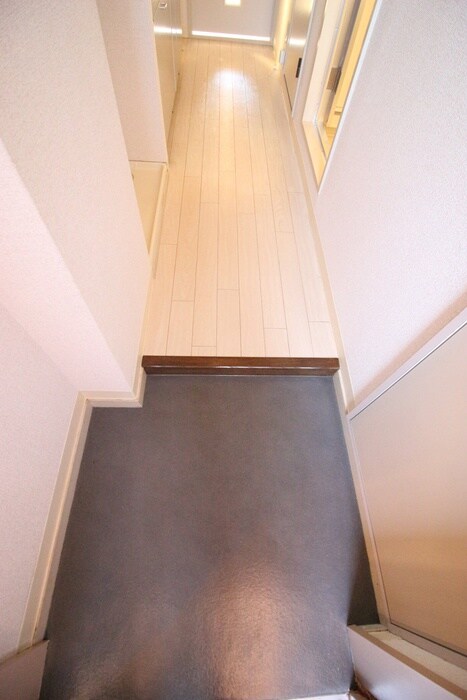 物件内観写真22　(玄関)