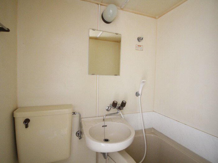 物件内観写真12　(洗面)