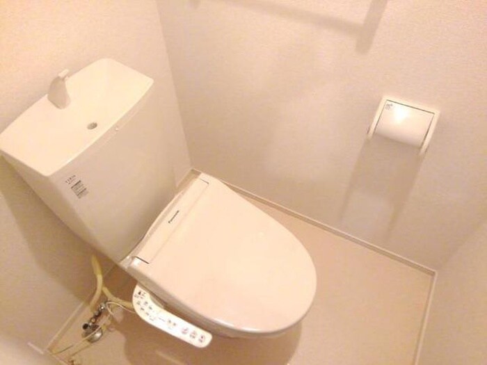 物件内観写真11　(トイレ)