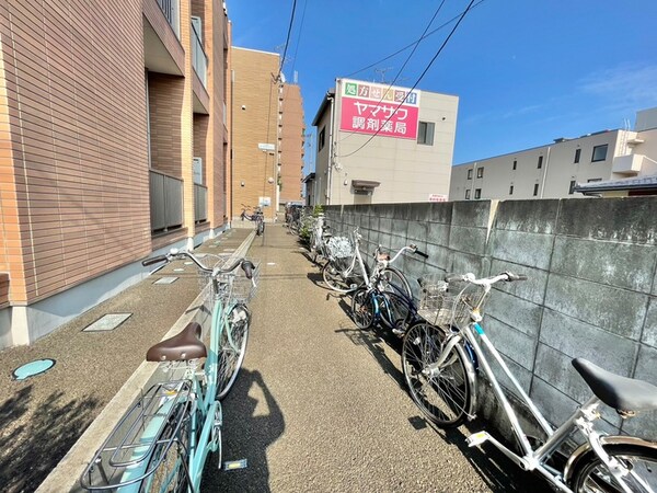 駐輪場