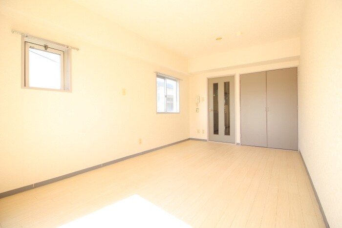 物件内観写真18　(居室)